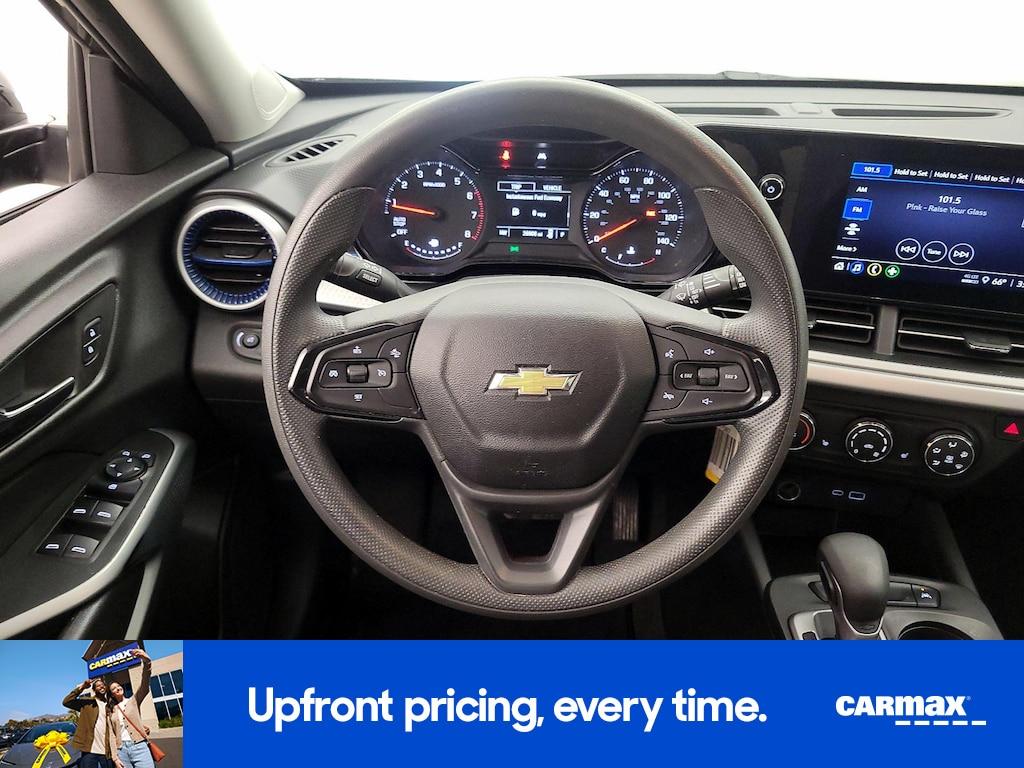 used 2025 Chevrolet Trax car, priced at $21,998