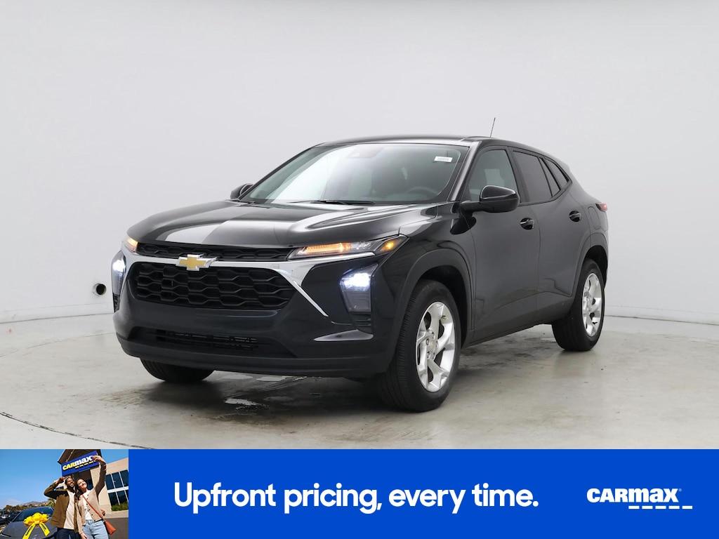used 2025 Chevrolet Trax car, priced at $21,998