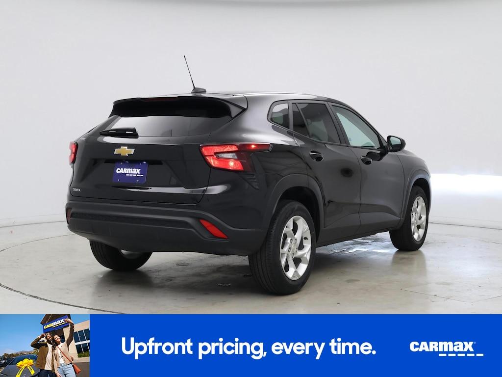 used 2025 Chevrolet Trax car, priced at $21,998