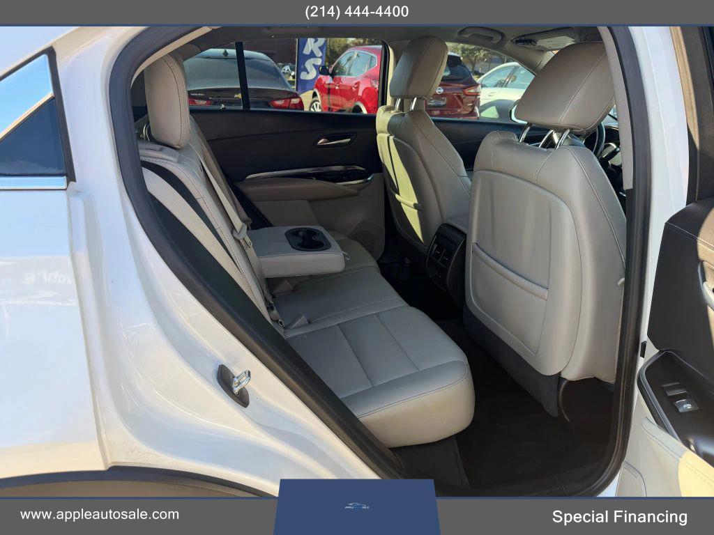 used 2023 Cadillac XT4 car, priced at $17,900