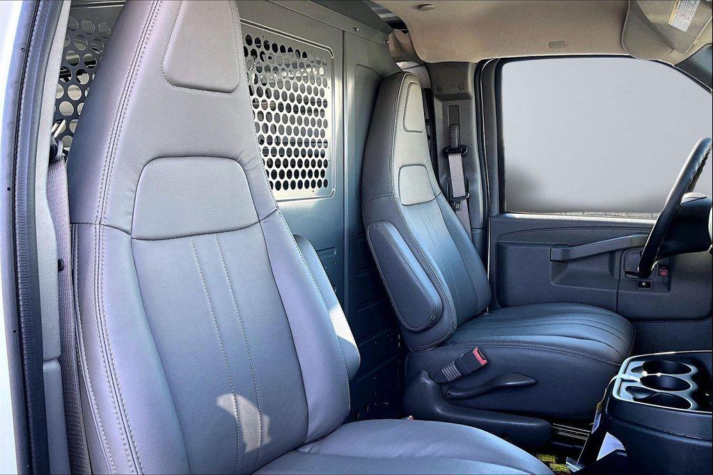 new 2025 Chevrolet Express 2500 car, priced at $47,904