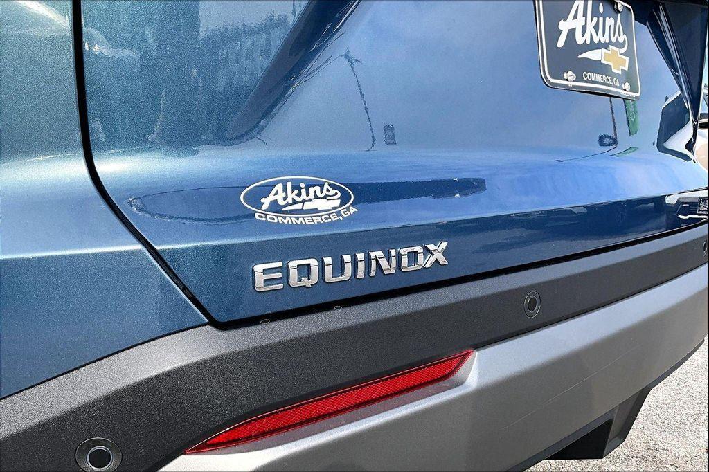 new 2026 Chevrolet Equinox car, priced at $30,279