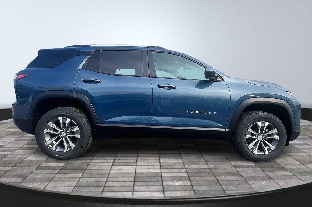 new 2026 Chevrolet Equinox car, priced at $30,279