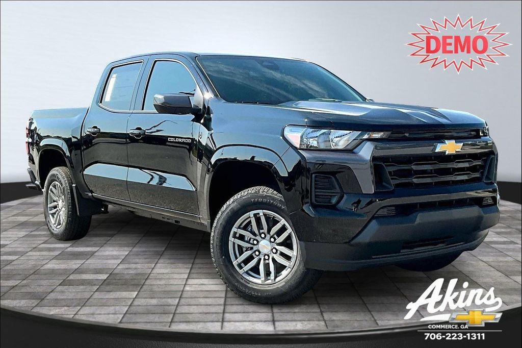 new 2026 Chevrolet Colorado car, priced at $36,528