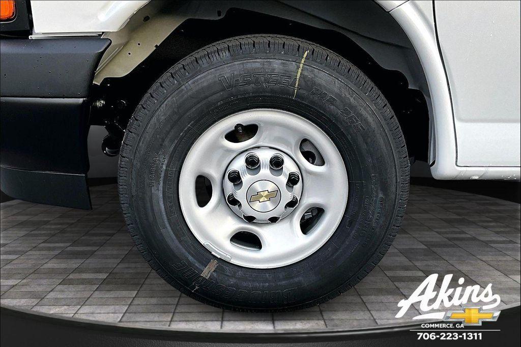 new 2025 Chevrolet Express 2500 car, priced at $47,904