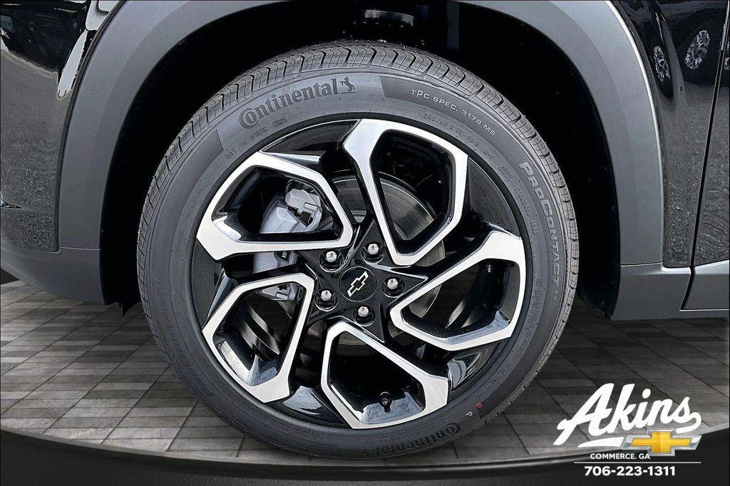 new 2026 Chevrolet Trax car, priced at $28,724