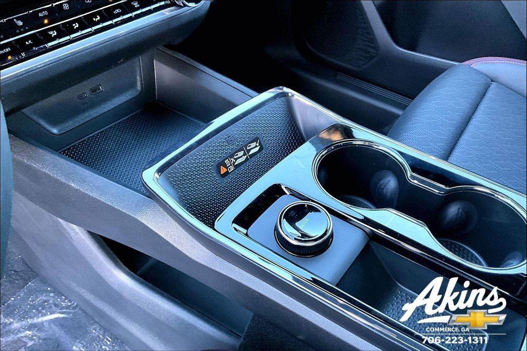 new 2026 Chevrolet Equinox car, priced at $35,139