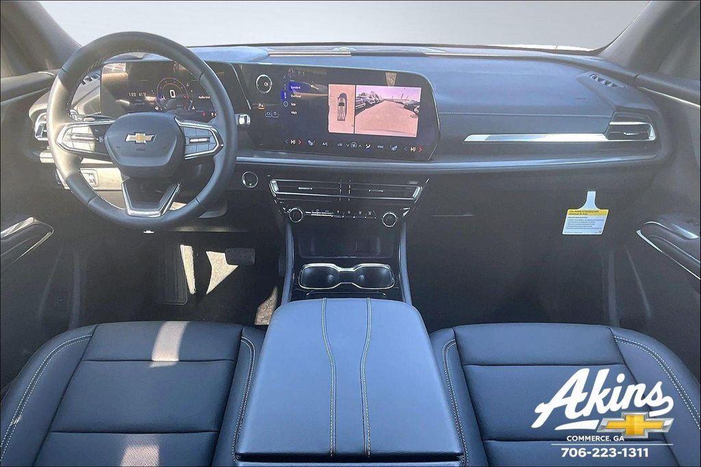 new 2026 Chevrolet Traverse car, priced at $43,859