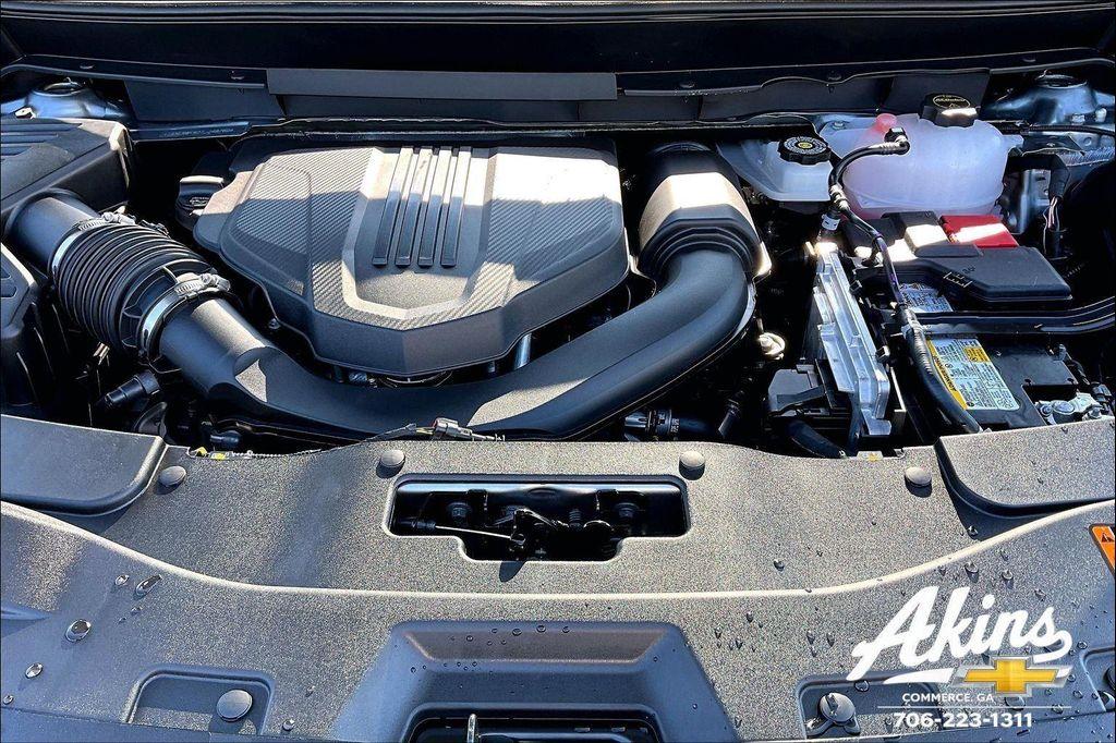 new 2026 Chevrolet Traverse car, priced at $43,859