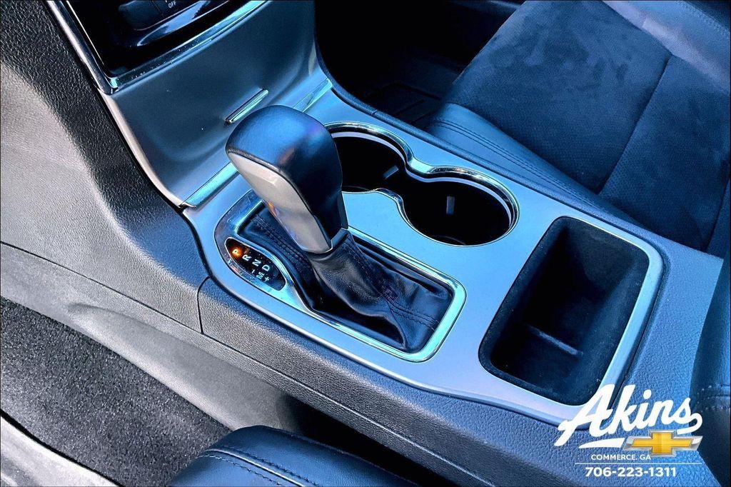 used 2021 Jeep Grand Cherokee car, priced at $15,164