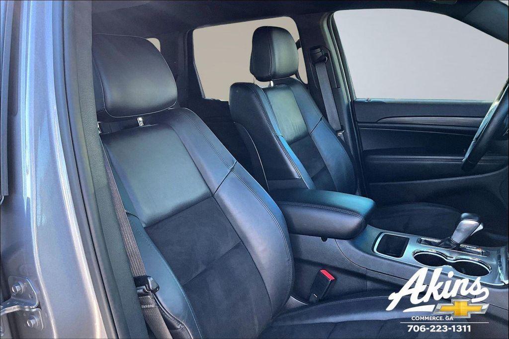 used 2021 Jeep Grand Cherokee car, priced at $15,164