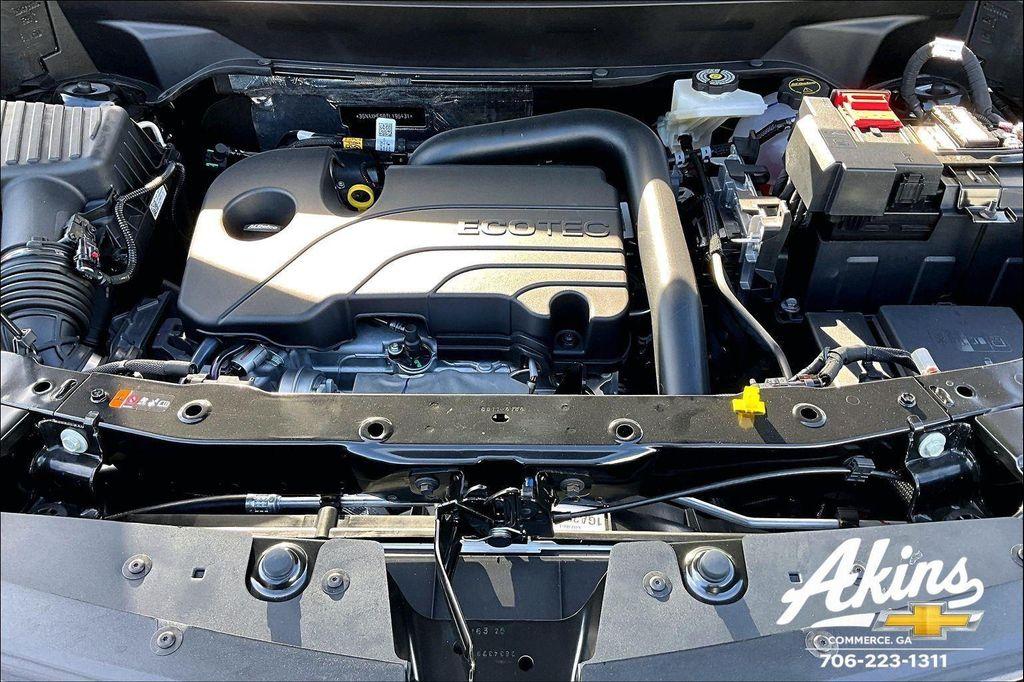 new 2026 Chevrolet Equinox car, priced at $30,339