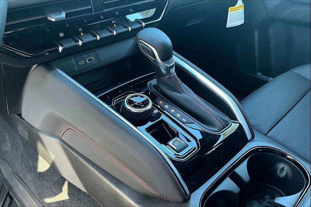 new 2025 Chevrolet Colorado car, priced at $41,573