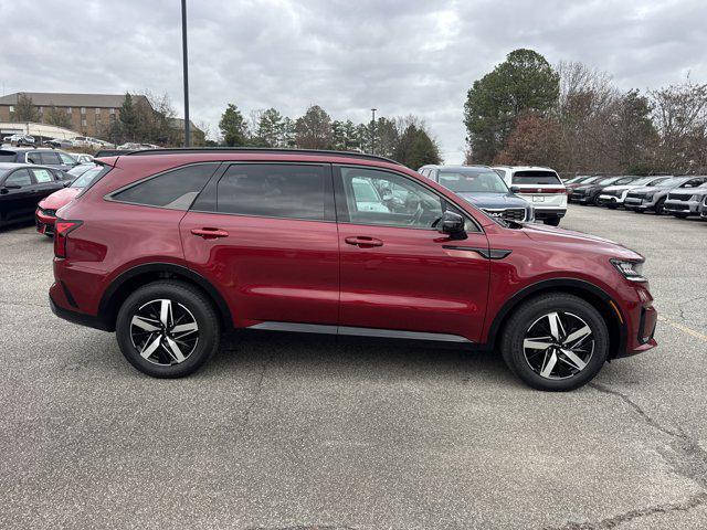 used 2023 Kia Sorento car, priced at $25,634