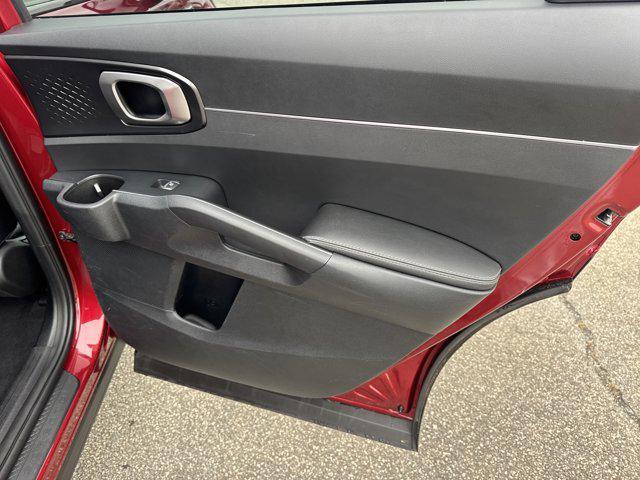 used 2023 Kia Sorento car, priced at $25,634