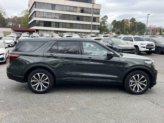 used 2022 Ford Explorer car, priced at $33,665