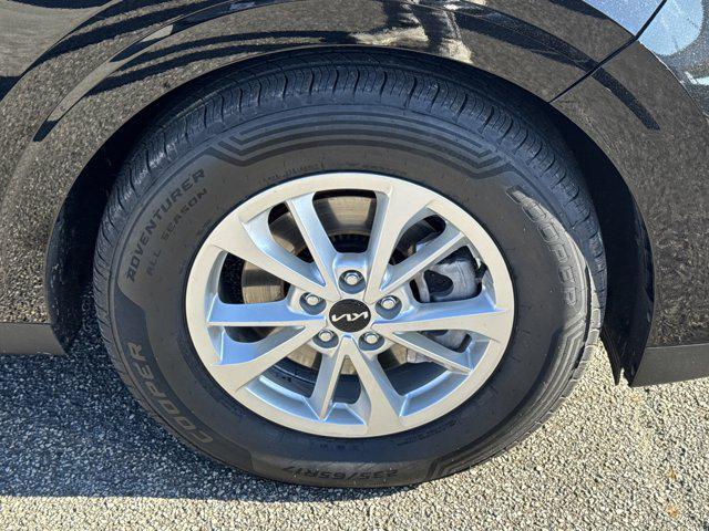 used 2023 Kia Carnival car, priced at $27,499