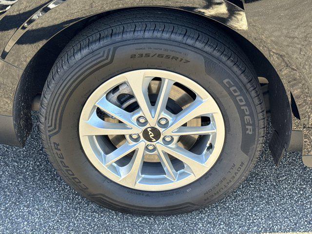 used 2023 Kia Carnival car, priced at $27,499