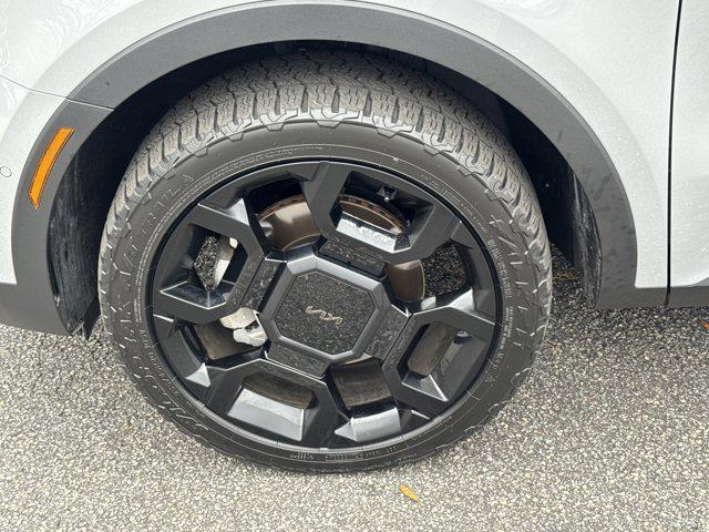 used 2025 Kia Sorento car, priced at $39,650