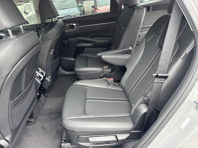 used 2025 Kia Sorento car, priced at $39,650