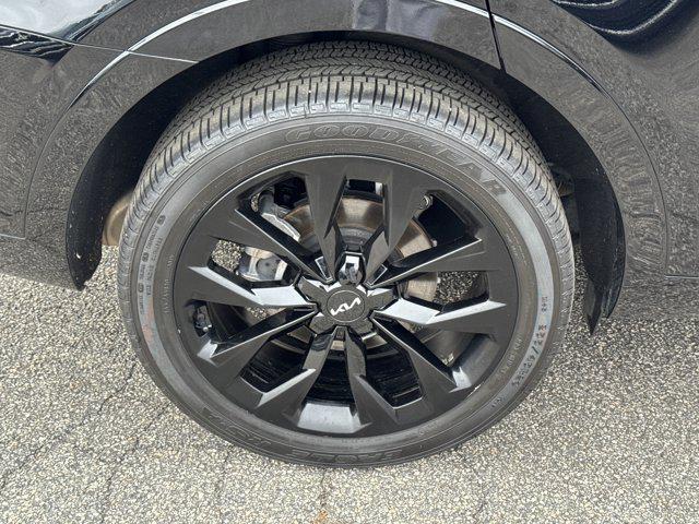 used 2023 Kia Sorento car, priced at $27,232