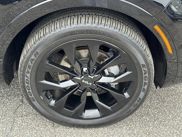 used 2023 Kia Sorento car, priced at $27,232