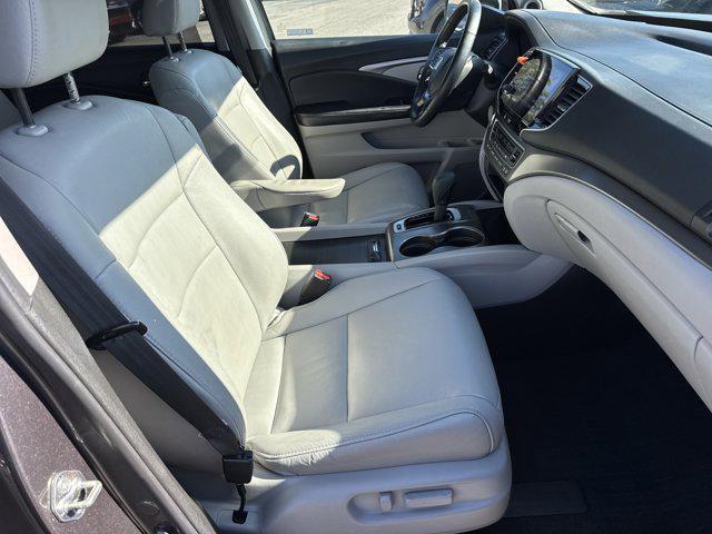 used 2020 Honda Pilot car, priced at $22,517