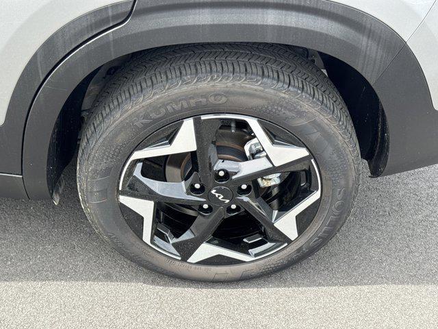 used 2025 Kia Seltos car, priced at $22,501