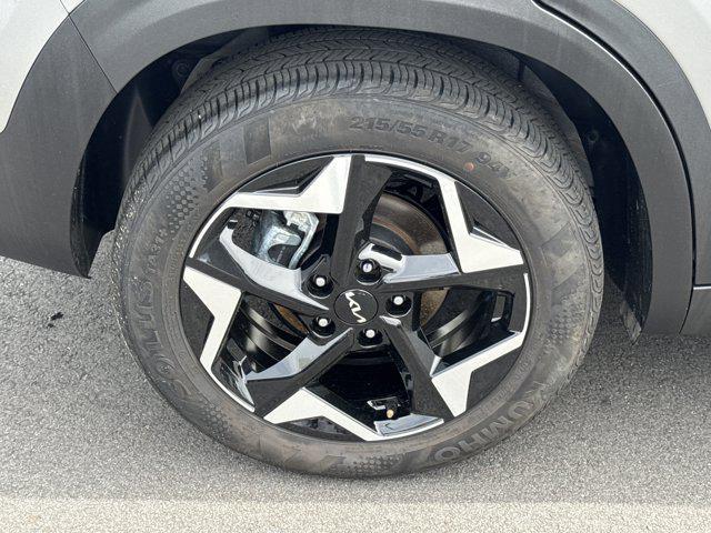 used 2025 Kia Seltos car, priced at $22,501
