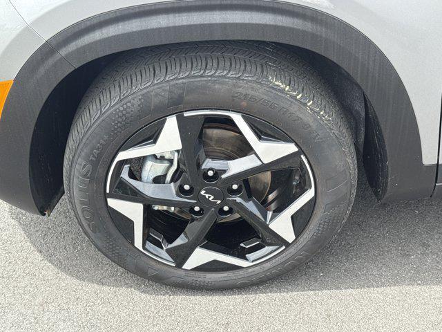 used 2025 Kia Seltos car, priced at $22,501