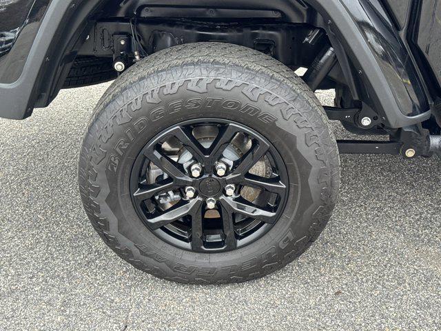used 2023 Jeep Gladiator car, priced at $26,166