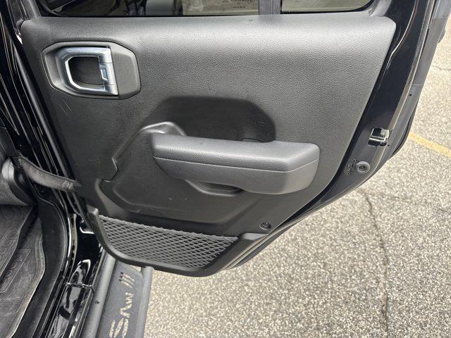 used 2023 Jeep Gladiator car, priced at $26,166