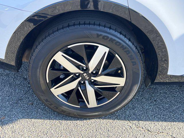 used 2021 Kia Sorento car, priced at $19,663