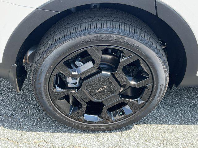 used 2025 Kia Sorento car, priced at $41,373