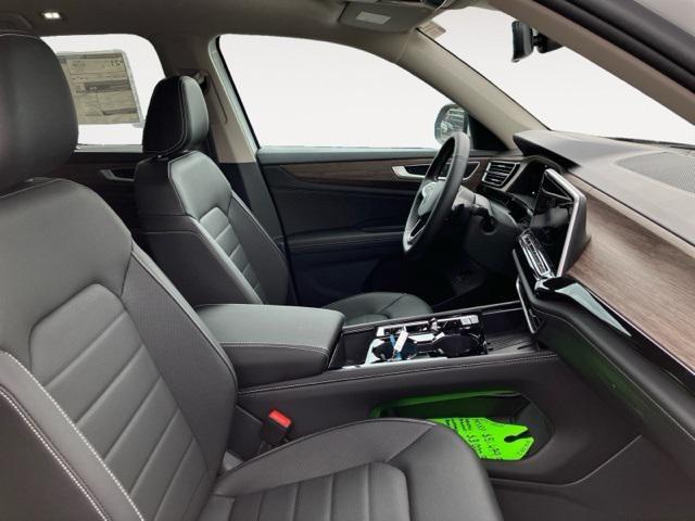 new 2025 Volkswagen Atlas car, priced at $44,354