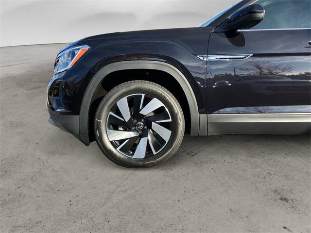 new 2026 Volkswagen Atlas Cross Sport car, priced at $44,382