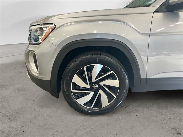 new 2026 Volkswagen Atlas car, priced at $47,880