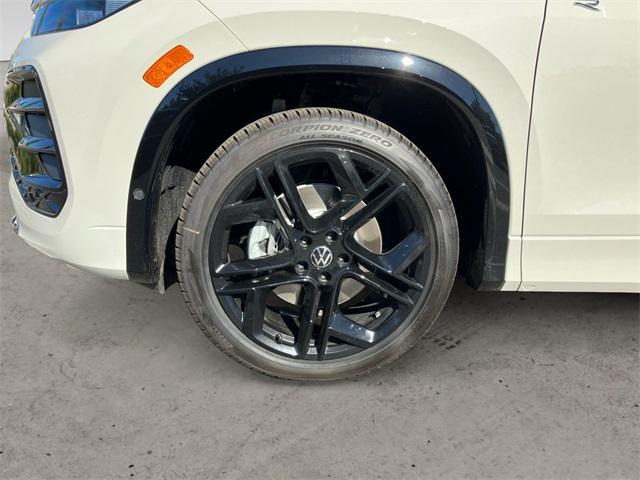 new 2025 Volkswagen Tiguan car, priced at $37,296