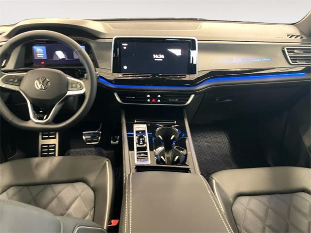 new 2026 Volkswagen Atlas Cross Sport car, priced at $53,656