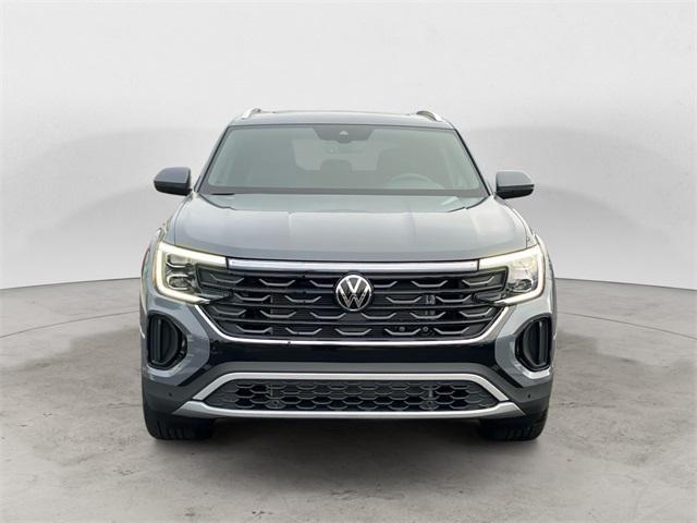 new 2026 Volkswagen Atlas Cross Sport car, priced at $45,124