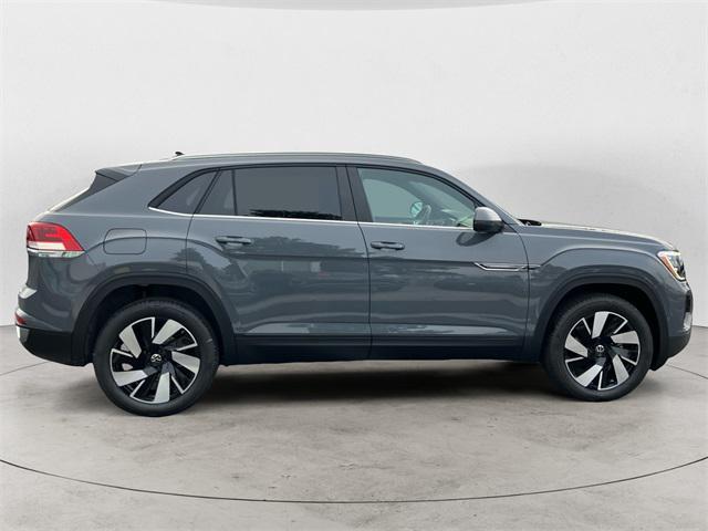 new 2026 Volkswagen Atlas Cross Sport car, priced at $45,124