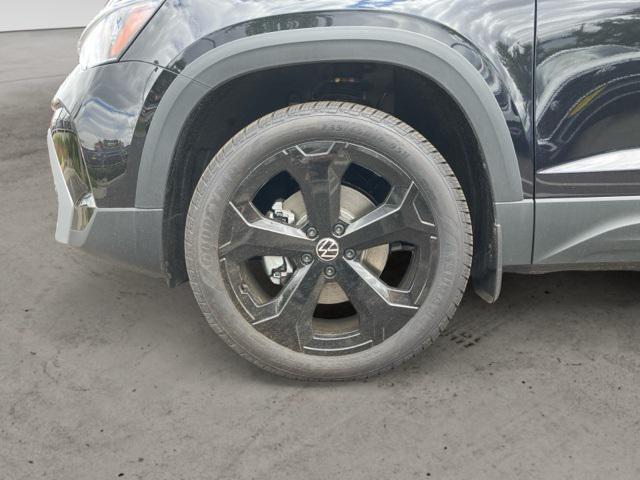 new 2025 Volkswagen Taos car, priced at $30,921