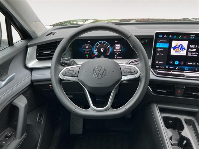new 2025 Volkswagen Tiguan car, priced at $33,558
