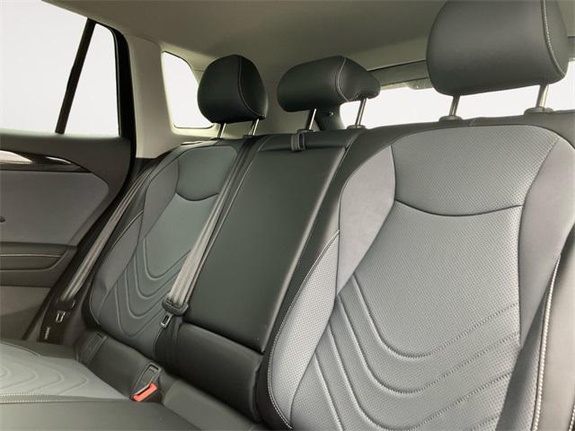 new 2025 Volkswagen Tiguan car, priced at $33,558