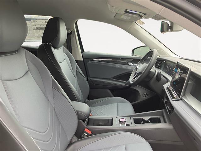 new 2025 Volkswagen Tiguan car, priced at $33,558