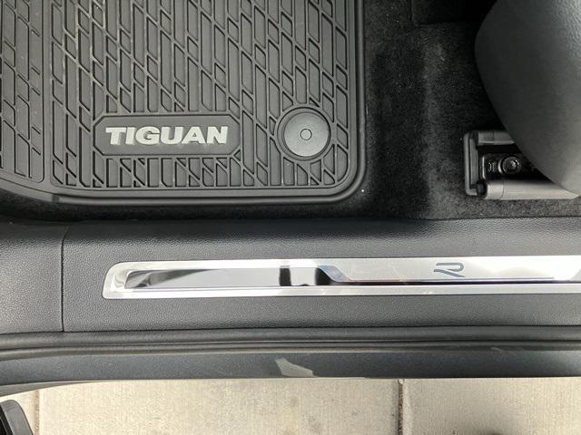 new 2024 Volkswagen Tiguan car, priced at $38,031