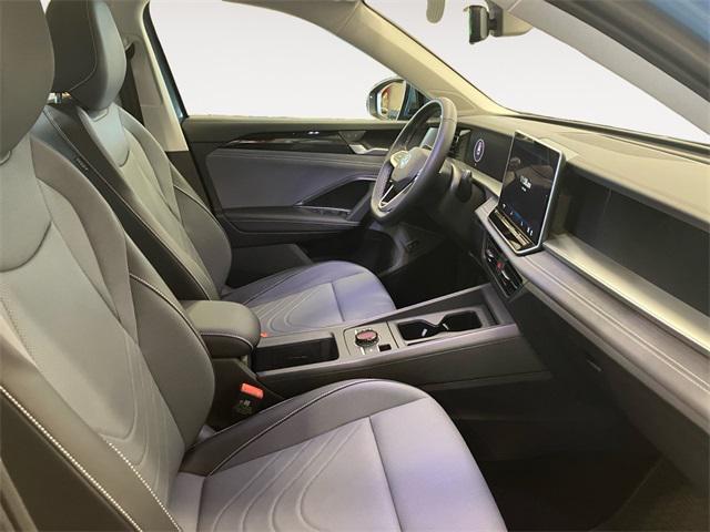 new 2026 Volkswagen Tiguan car, priced at $38,081