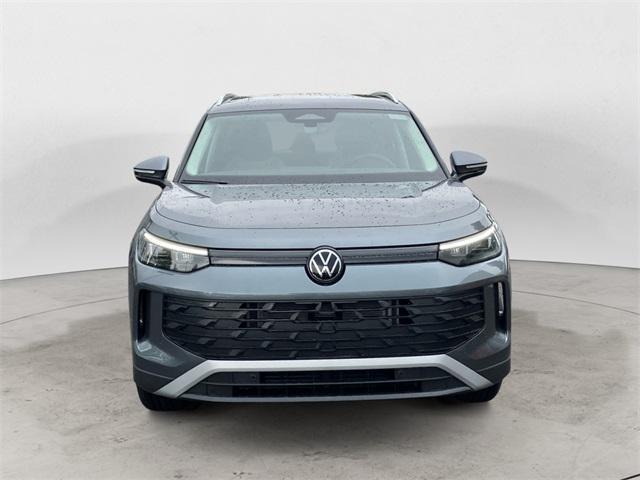new 2025 Volkswagen Tiguan car, priced at $28,182