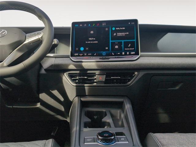 new 2025 Volkswagen Tiguan car, priced at $28,182