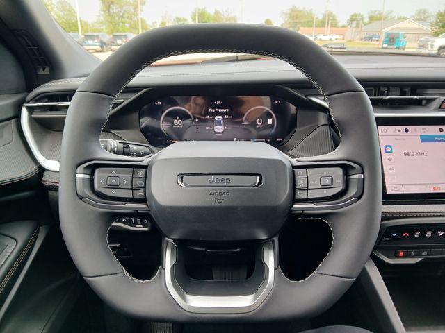 new 2026 Jeep Cherokee car, priced at $40,382